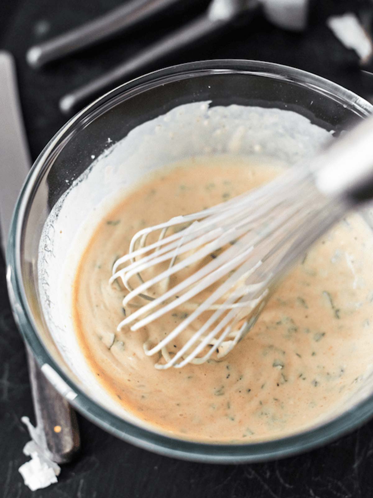 Das Bild zeigt den Teig in einer Schüssel