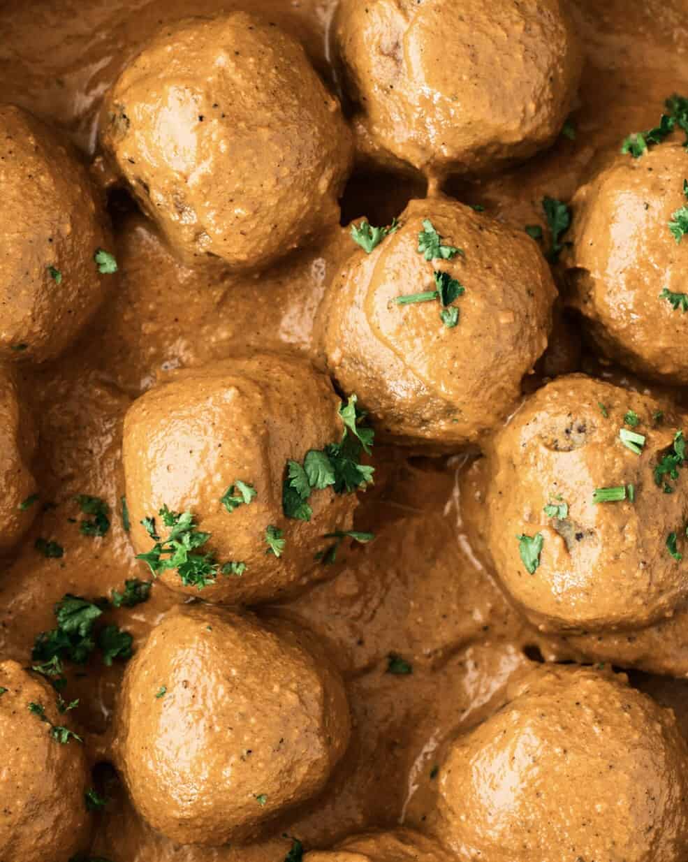 Veggie-Balls with Tikka Masala Sauce