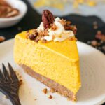 featured image of vegan pumpkin cheesecake