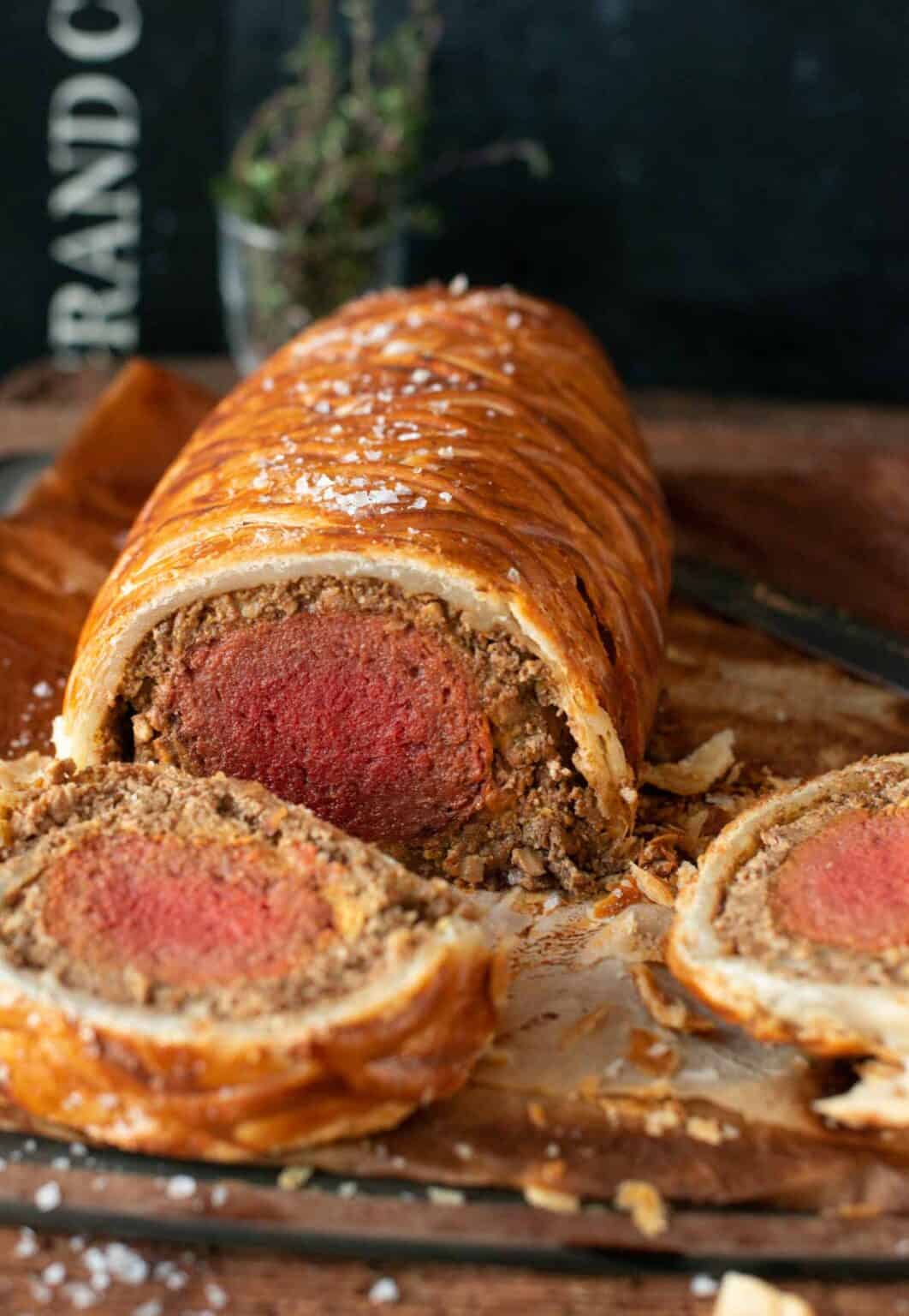 Best Ever Vegan Wellington Recipe (Juicy & Delish!) Carlo Cao