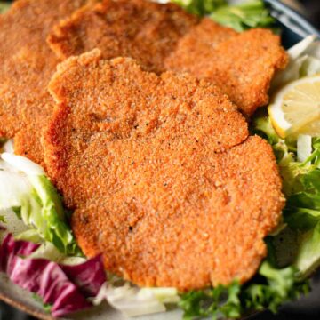 the image shows the vegan wiener schnitzels ready to be served