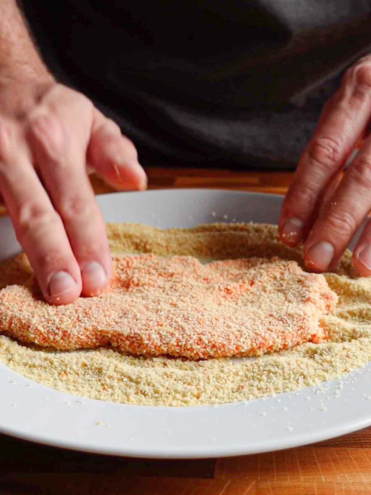 the image shows how to form the vegan wiener schnitzel.